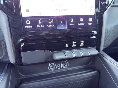 Used 2026 RAM 1500 Laramie AWD/4WD image 26