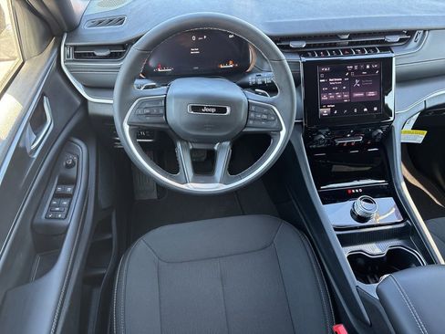 New 2026 Jeep Grand Cherokee Laredo X AWD/4WD image 12