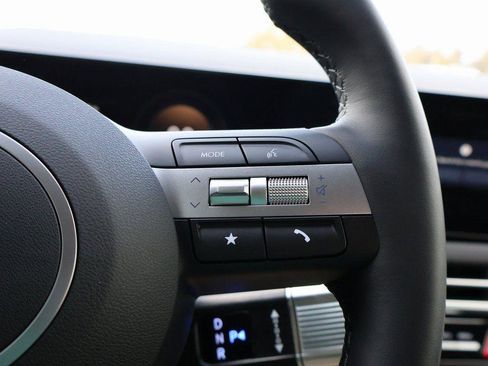 New 2026 Hyundai Tucson Limited image 30