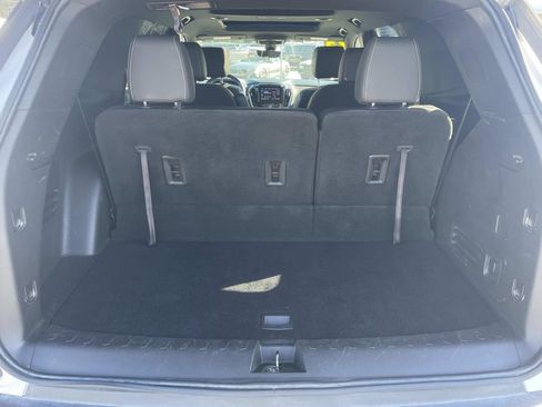 Used 2023 Chevrolet Traverse LT w/ LT Premium Package image 11