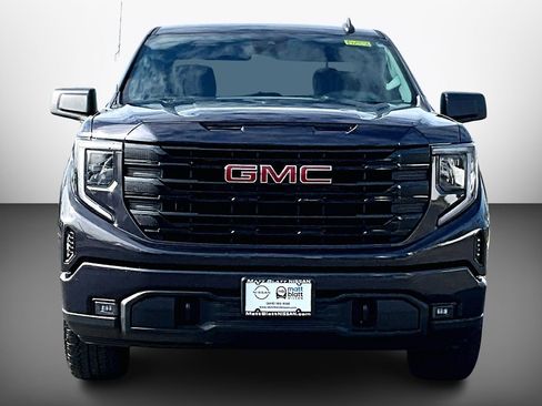 Used 2024 GMC Sierra 1500 Elevation w/ X31 Off-Road Package AWD/4WD image 2