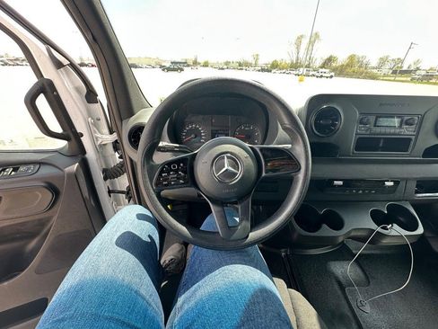Used 2021 Mercedes-Benz Sprinter 3500 w/ Driver Convenience Package image 21