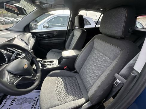 Used 2024 Chevrolet Equinox LT FWD image 11