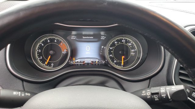 Certified 2021 Jeep Cherokee Latitude Lux w/ Comfort/Convenience Group AWD/4WD image 11