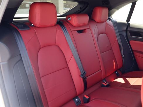 New 2026 Porsche Macan Electric RWD image 23