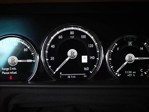 Used 2022 Rolls-Royce Cullinan AWD/4WD image 28