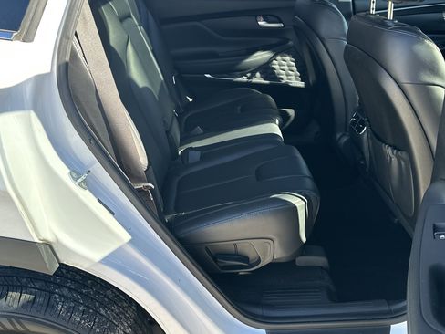 Used 2023 Hyundai Santa Fe SEL w/ Premium Package image 15