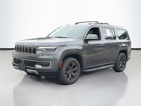 Used 2022 Jeep Wagoneer Series II AWD/4WD image 2