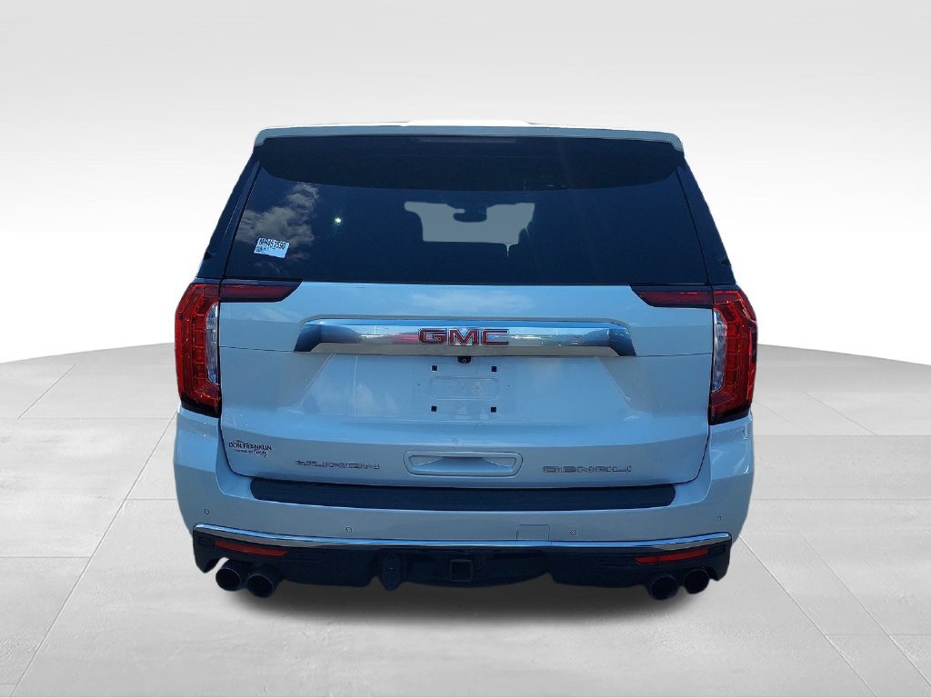 Used 2021 GMC Yukon XL Denali AWD/4WD image 4