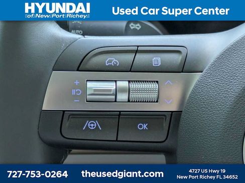 Certified 2025 Hyundai Kona SEL FWD image 30
