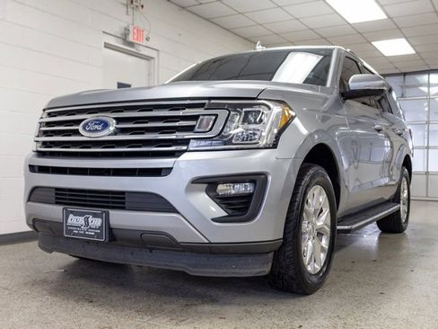 Used 2021 Ford Expedition XLT image 21