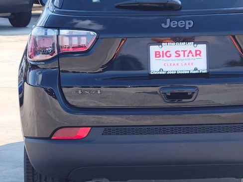 New 2026 Jeep Compass Latitude AWD/4WD image 7