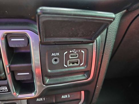 Used 2020 Jeep Wrangler Unlimited Rubicon image 32