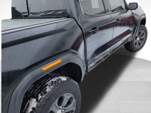 Used 2023 GMC Canyon Elevation w/ Convenience Package image 15