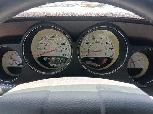 Used 2014 Dodge Challenger R/T RWD image 20