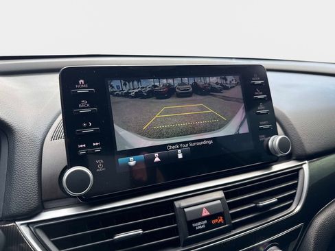 Used 2022 Honda Accord Sport image 21