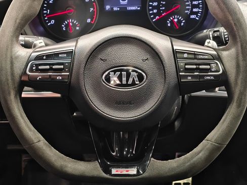 Used 2019 Kia Stinger GTS RWD image 6