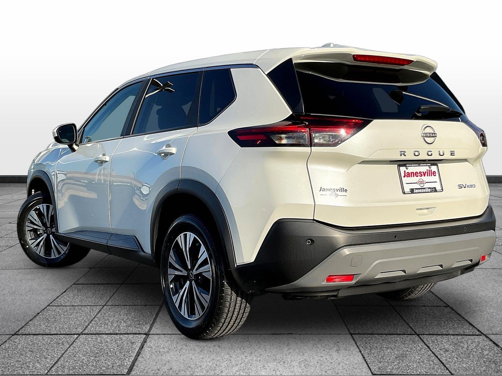 Certified 2023 Nissan Rogue SV AWD/4WD image 5