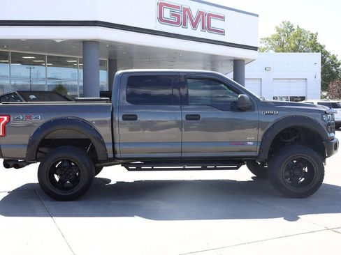 Used 2015 Ford F150 XLT AWD/4WD image 7