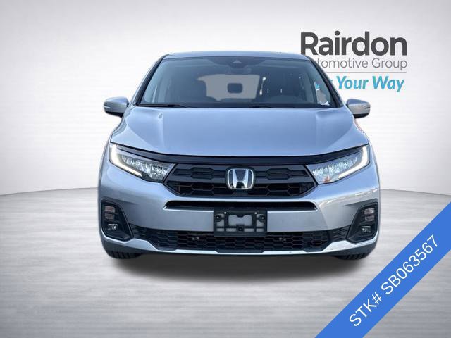 Used 2025 Honda Odyssey EX-L image 2