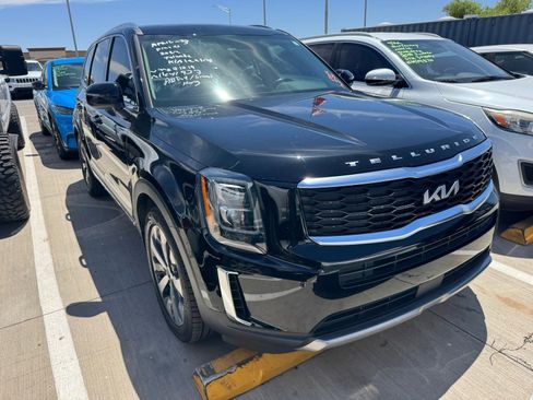 Certified 2022 Kia Telluride EX w/ EX Premium Package FWD image 5