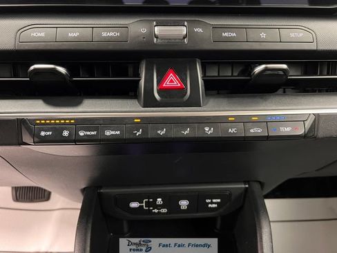 Used 2025 Kia K4 FWD image 40