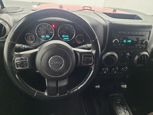 Used 2015 Jeep Wrangler Unlimited Sport w/ Quick Order Package 24S AWD/4WD image 22