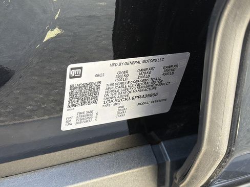 Used 2023 GMC Yukon AT4 w/ Max Trailering Package AWD/4WD image 35
