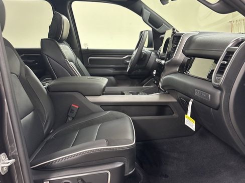 New 2026 RAM 1500 Laramie w/ Night Edition image 33