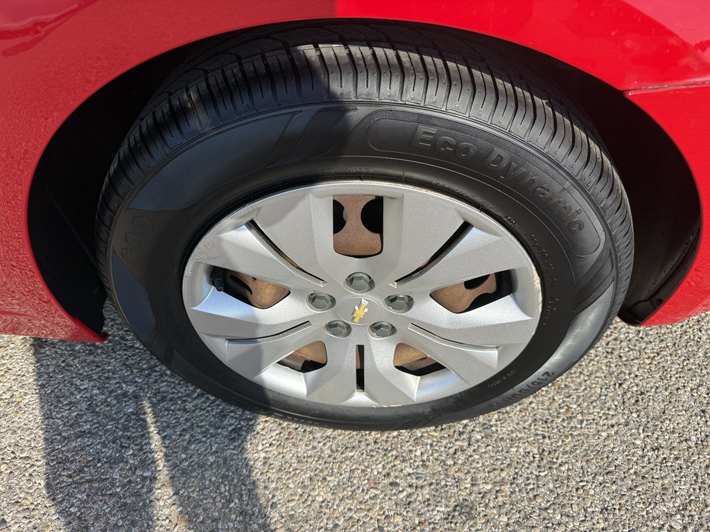 Used 2016 Chevrolet Cruze LS FWD image 9