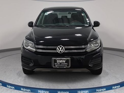 Used 2012 Volkswagen Tiguan S FWD image 3
