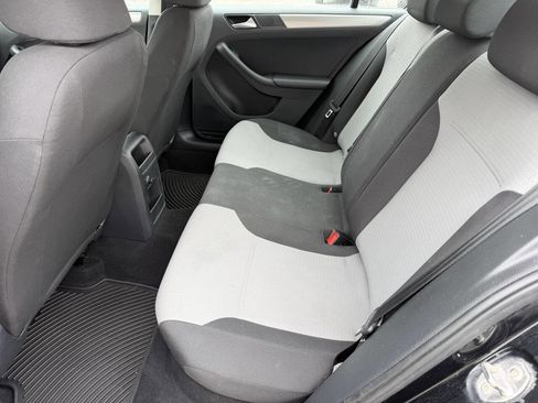 Used 2017 Volkswagen Jetta S FWD image 16