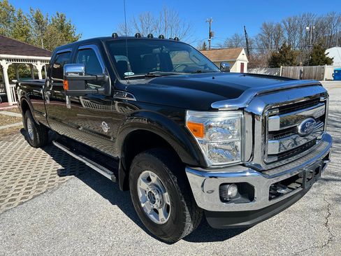 Used 2011 Ford F250 XLT w/ XLT Premium Pkg image 3