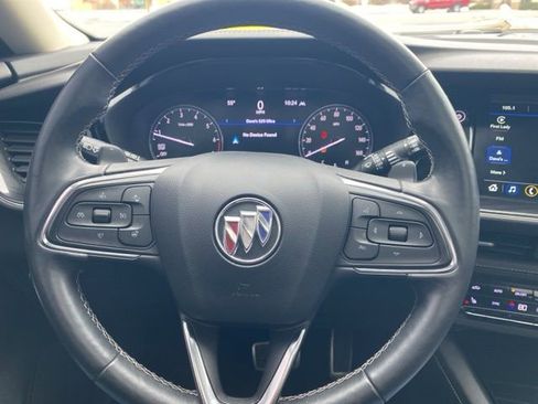 Used 2022 Buick Envision Essence w/ Sport Touring Package image 28