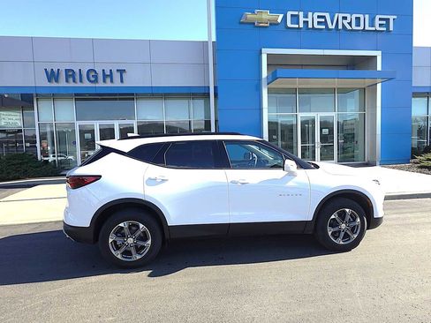 New 2026 Chevrolet Blazer LT AWD/4WD image 2