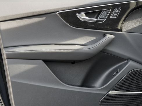 New 2026 Audi Q8 Premium Plus image 23