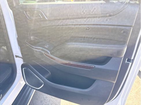 Used 2019 GMC Yukon XL SLT AWD/4WD image 13
