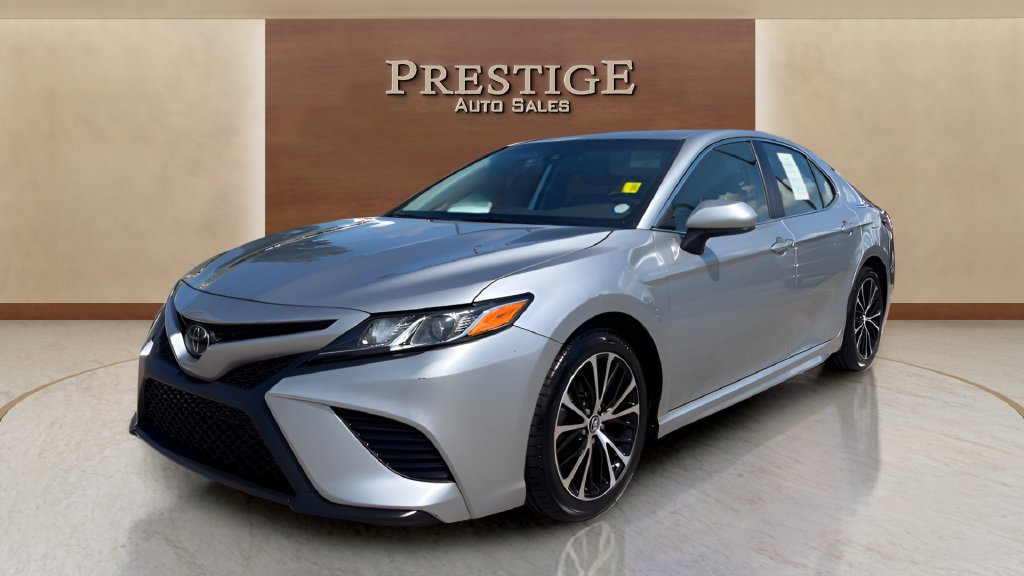 Used 2019 Toyota Camry SE FWD image 14