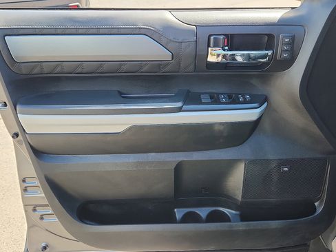 Used 2021 Toyota Tundra Platinum image 12