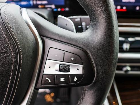 Used 2025 BMW X5 xDrive40i image 16