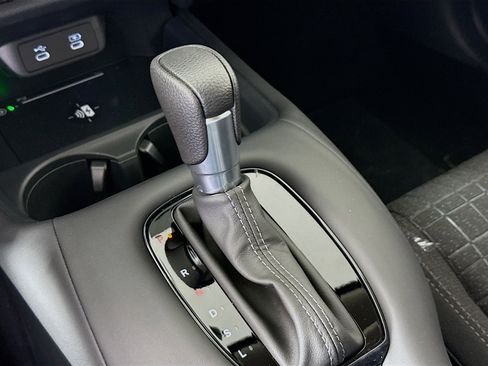 New 2026 Honda HR-V LX image 19