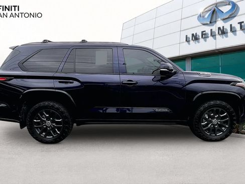 Used 2024 Toyota Sequoia Platinum AWD/4WD image 47