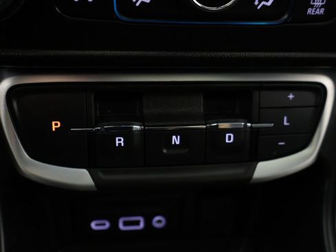 Used 2024 GMC Terrain SLT w/ Tech Package AWD/4WD image 57