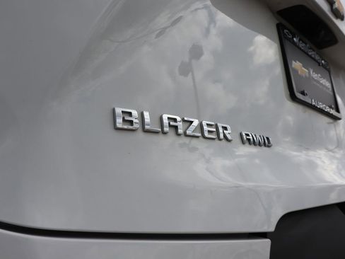 Used 2023 Chevrolet Blazer LT AWD/4WD image 27
