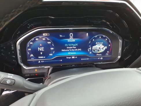 Used 2024 Chevrolet Silverado 3500 High Country w/ High Country Premium Package image 26