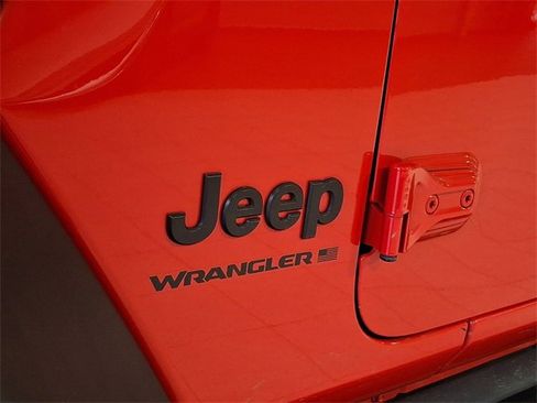 Used 2024 Jeep Wrangler Sport S image 29