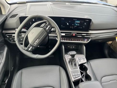 New 2026 Kia Sportage SX FWD image 10