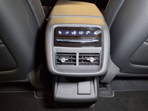 New 2026 Cadillac Lyriq V w/ Exterior Carbon Fiber Package image 10