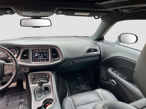 Used 2022 Dodge Challenger SXT w/ Plus Package AWD/4WD image 24