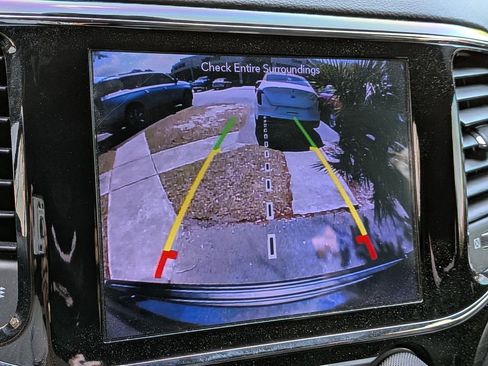 Used 2019 Jeep Grand Cherokee Altitude RWD image 22